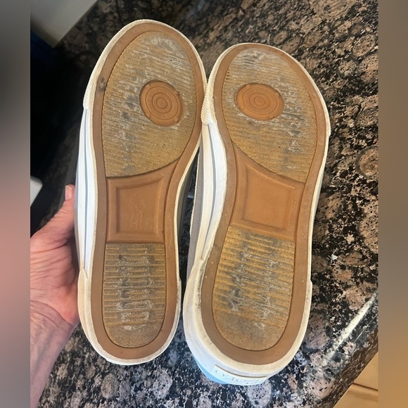 Polo Ralph Lauren canvas boat shoes. 13. Excellent condition. Gray and cream. - Picture 5 of 14